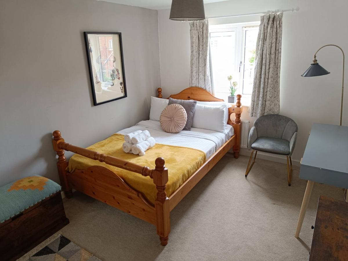 3 Bedroom Townhouse Near Bicester Village Zewnętrze zdjęcie