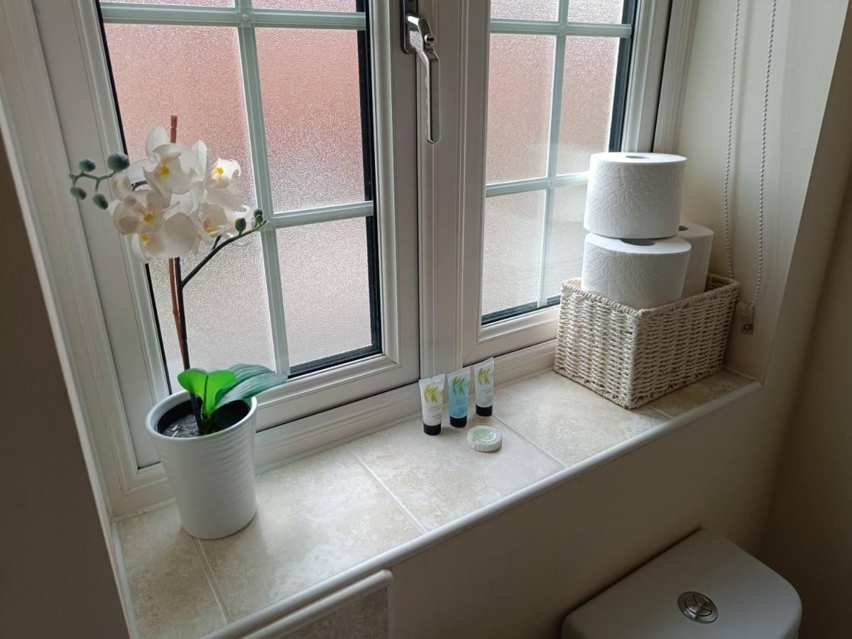3 Bedroom Townhouse Near Bicester Village Zewnętrze zdjęcie